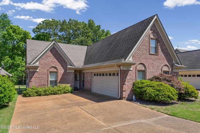 538 Fairway Oaks Drive, Hernando, MS 38632