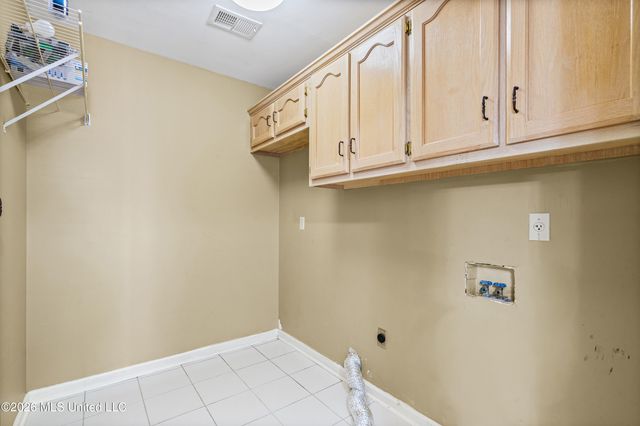 538 Fairway Oaks Drive, Hernando, MS 38632