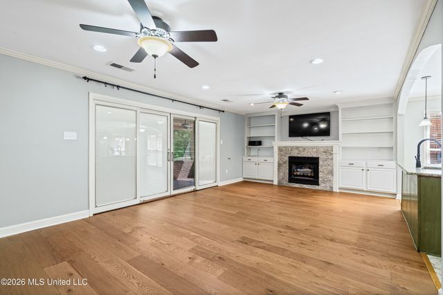 538 Fairway Oaks Drive, Hernando, MS 38632