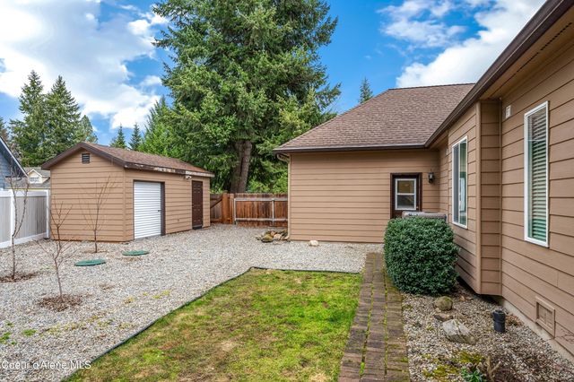 13001 N FERNDALE DR, Hayden, ID 83835