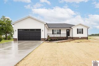 471 Twin Hills Rd, Mayfield, KY 42066