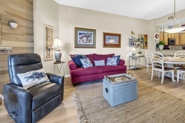 4207 Indian Bayou Trail 2114, Destin, FL 32541