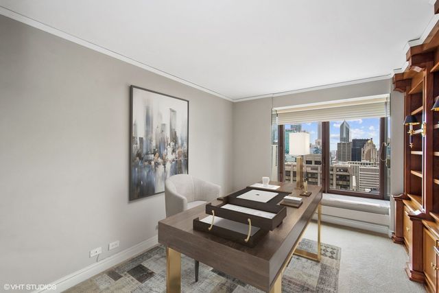 161 E Chicago Avenue 31E, Chicago, IL 60611