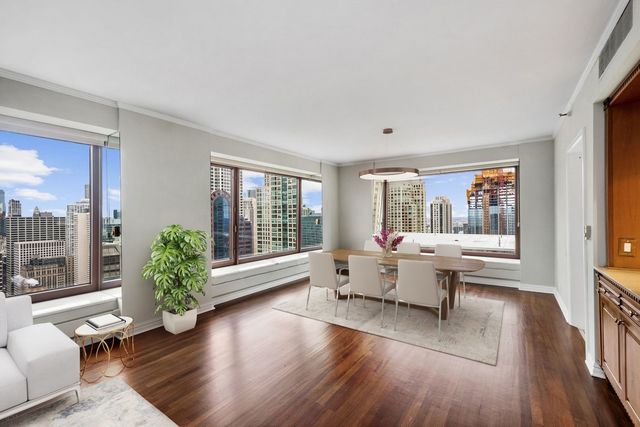 161 E Chicago Avenue 31E, Chicago, IL 60611