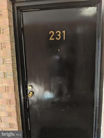 635 Waterloo Rd Apt 231, Warrenton, VA 20186