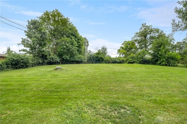 1746 Grange Hall Road, Beavercreek, OH 45432