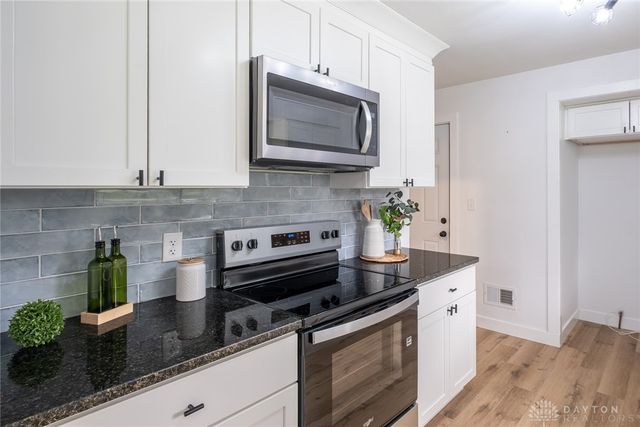 1746 Grange Hall Road, Beavercreek, OH 45432