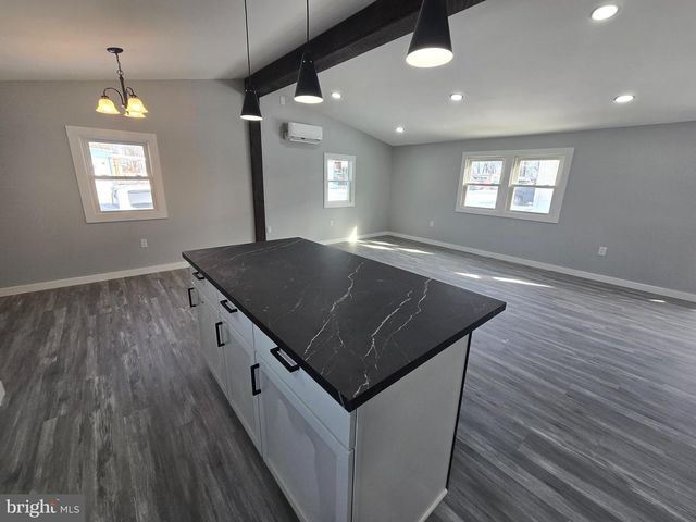 1659 WOOD CREST LN, Glen Rock, PA 17327