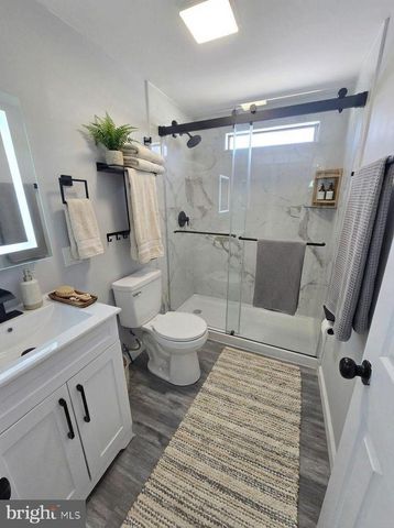 1659 WOOD CREST LN, Glen Rock, PA 17327