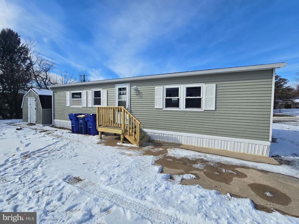 1659 WOOD CREST LN, Glen Rock, PA 17327