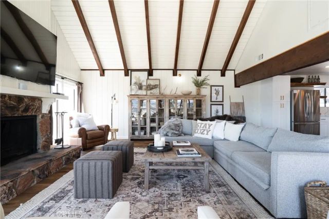 955 Deer Trail Lane, Fawnskin, CA 92333