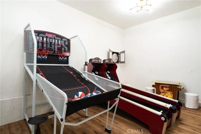 955 Deer Trail Lane, Fawnskin, CA 92333