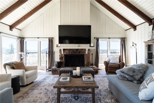 955 Deer Trail Lane, Fawnskin, CA 92333