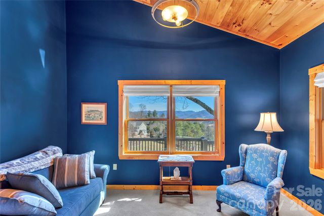 1111 Coyote Hollow Road, Waynesville, NC 28785