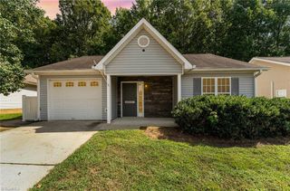 5520 Regents Village Drive, Winston-salem, NC 27103