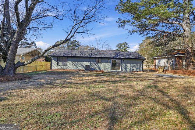 9068 Gatewood Drive, Jonesboro, GA 30238