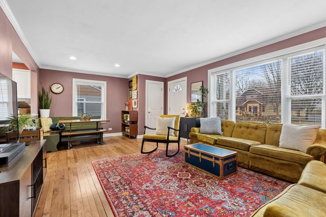 207 Glen Avenue, Crystal Lake, IL 60014