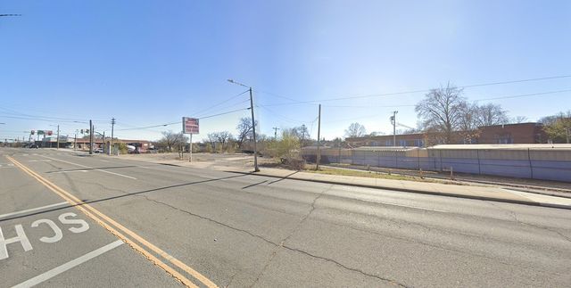 60 Wharf Ave, Nashville, TN 37210