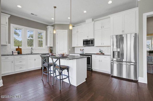 145 Spicer Lake Drive, Holly Ridge, NC 28445