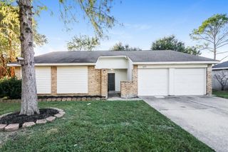 16751 Dew Drop Lane, Houston, TX 77095