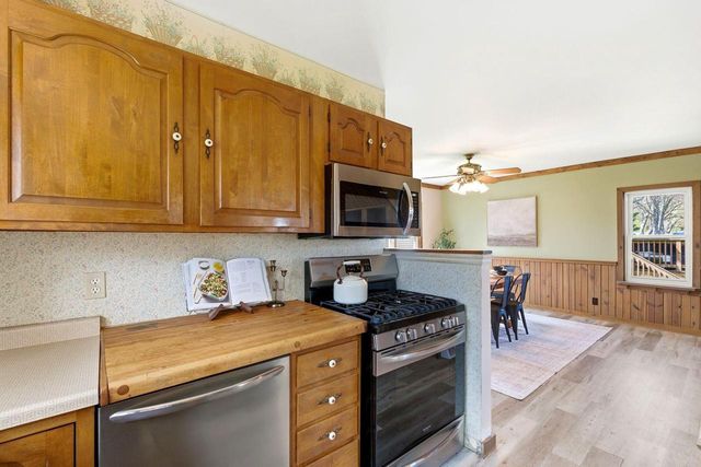 10317 195th AVENUE, Bristol, WI 53104