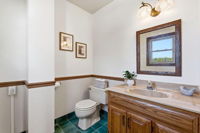 10317 195th AVENUE, Bristol, WI 53104