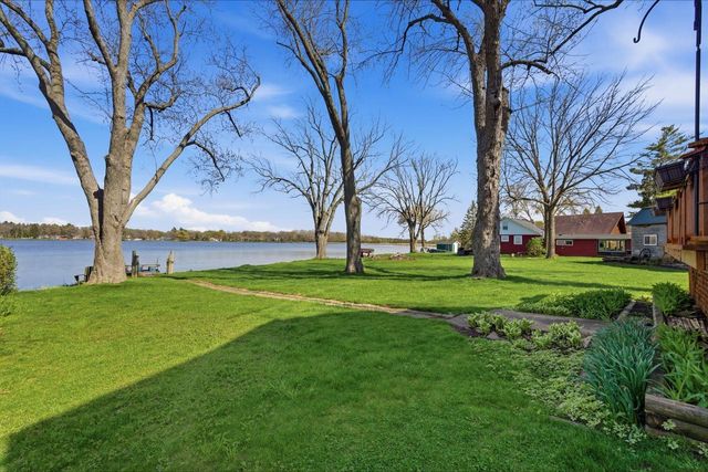 10317 195th AVENUE, Bristol, WI 53104