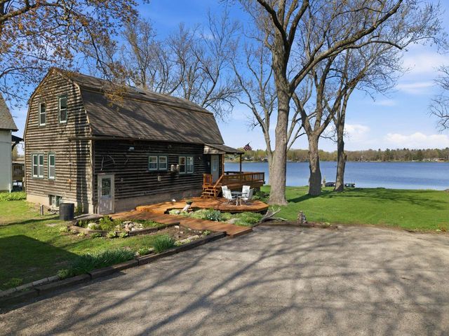 10317 195th AVENUE, Bristol, WI 53104