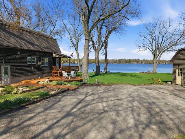 10317 195th AVENUE, Bristol, WI 53104