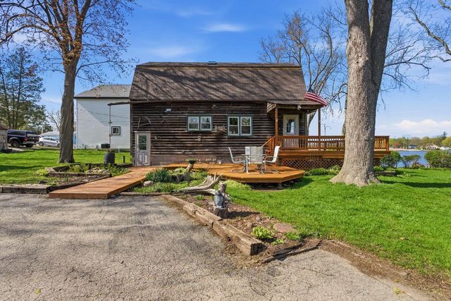 10317 195th AVENUE, Bristol, WI 53104