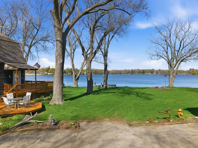 10317 195th AVENUE, Bristol, WI 53104