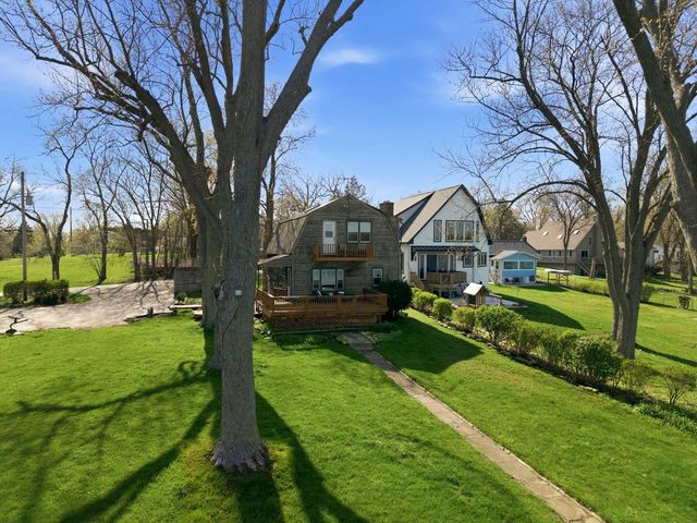10317 195th AVENUE, Bristol, WI 53104