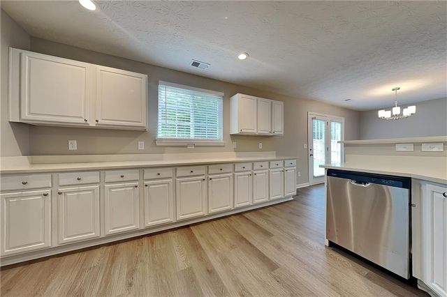 3118 Farmstead Court, Grayson, GA 30017
