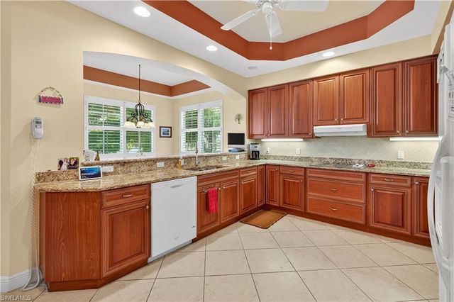 5957 Tarpon Gardens CIR # 202, Cape Coral, FL 33914