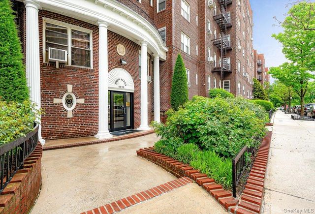 110-35 72nd Road 202, Forest Hills, NY 11375