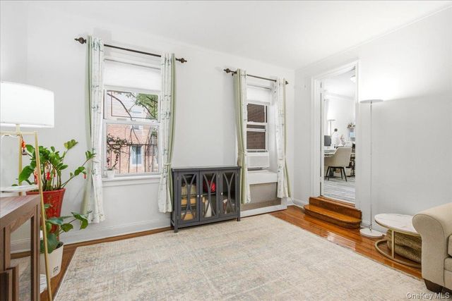 110-35 72nd Road 202, Forest Hills, NY 11375