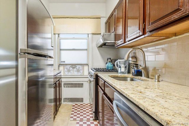 110-35 72nd Road 202, Forest Hills, NY 11375