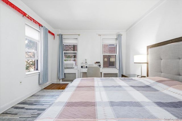 110-35 72nd Road 202, Forest Hills, NY 11375