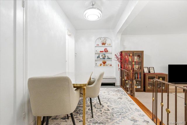110-35 72nd Road 202, Forest Hills, NY 11375