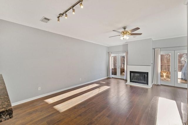 3818 N Hall Street 125, Dallas, TX 75219