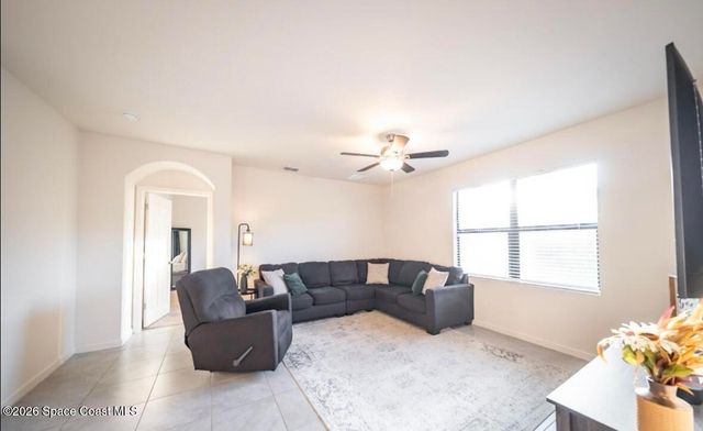 487 Old Country E, Palm Bay, FL 32909