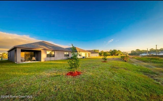 487 Old Country E, Palm Bay, FL 32909