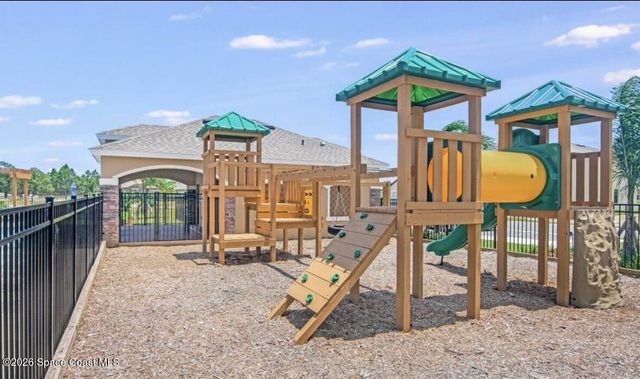 487 Old Country E, Palm Bay, FL 32909