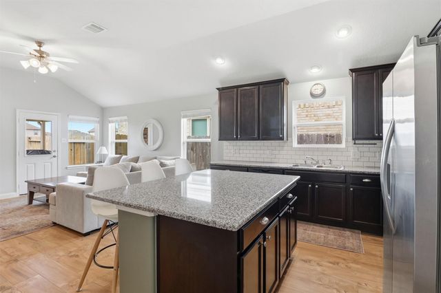 3555 Fern Footpath Lane, Richmond, TX 77406