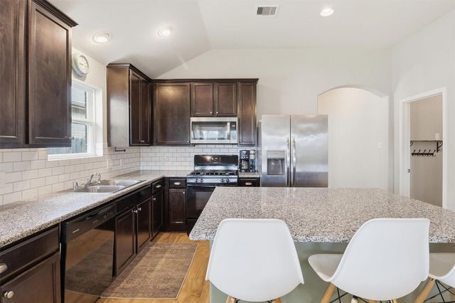 3555 Fern Footpath Lane, Richmond, TX 77406