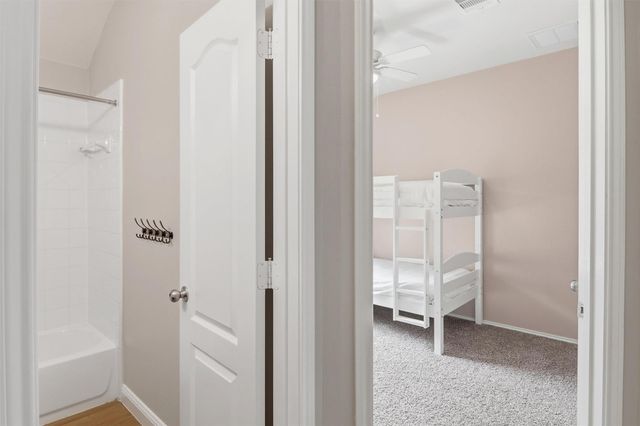 3555 Fern Footpath Lane, Richmond, TX 77406