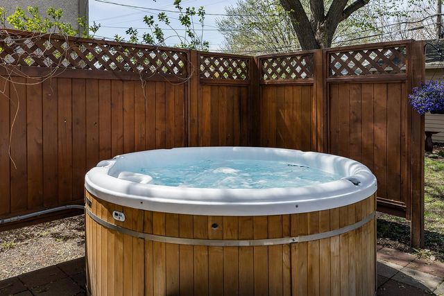 4304 46th Avenue S, Minneapolis, MN 55406