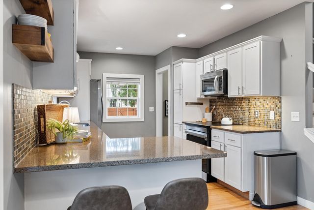 4304 46th Avenue S, Minneapolis, MN 55406