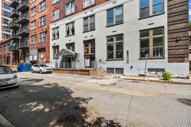507 N 13th Street 302, St Louis, MO 63103