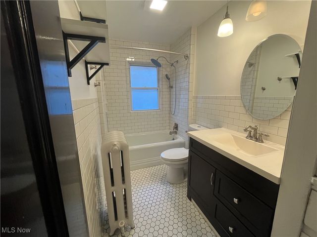 10310 Clifton Boulevard, Cleveland, OH 44102